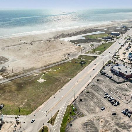 Tropical Springs Studio Apartment Two Queen Beds Galveston Dış mekan fotoğraf